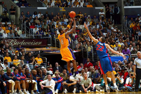 表现并非单 表现并非单