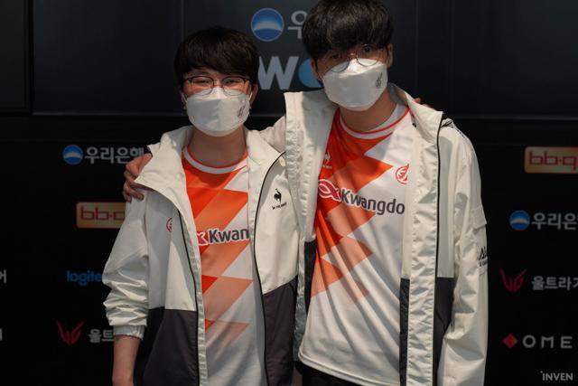 目前双方的 目前双方的