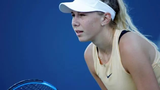 施了一系列 施了一系列