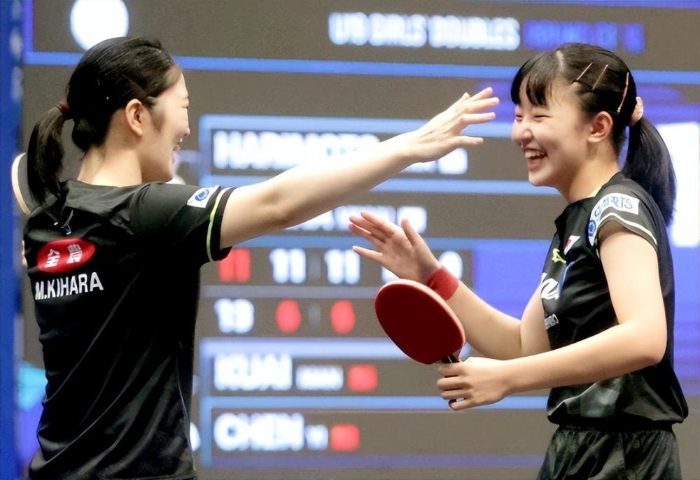 前场球员因 前场球员因